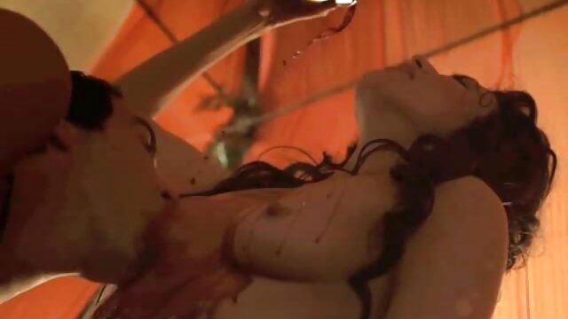 ریزه اندام فرانسوی فیلم سینمایی سکسی خارجی ستاره فیلم سکسی fucks در او خالکوبی دیک